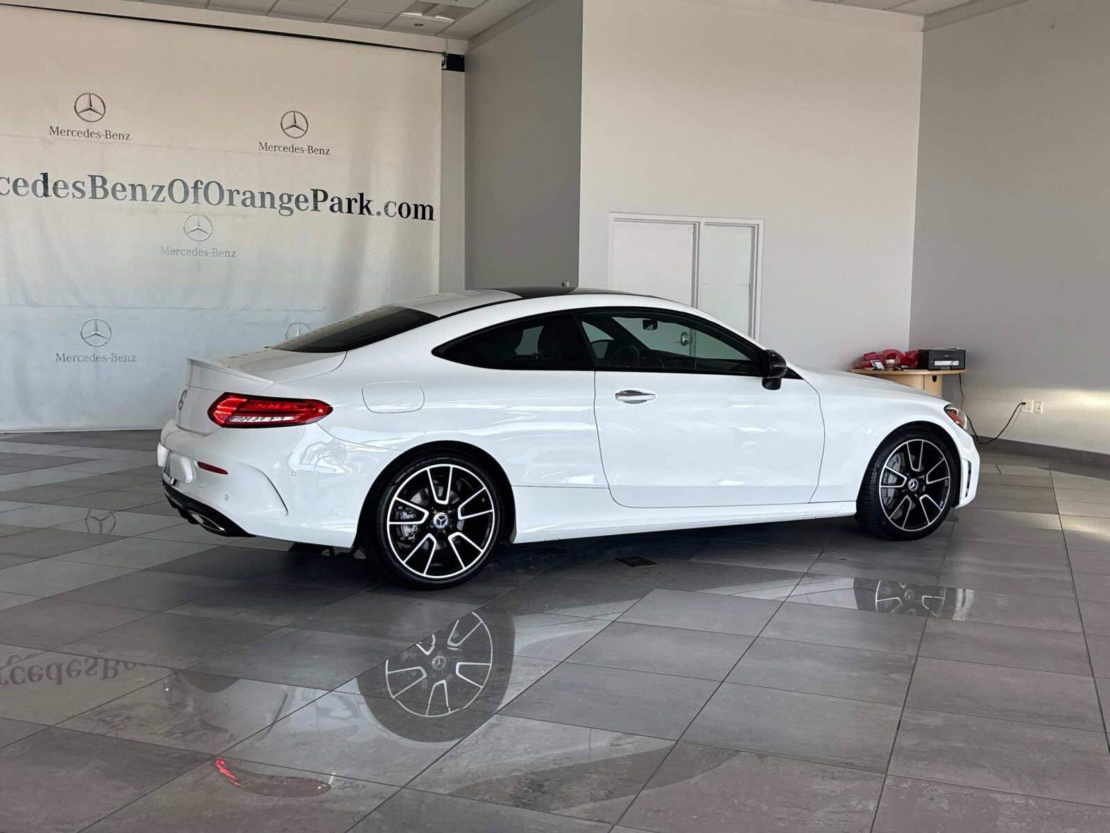 2023 Mercedes Benz C 300 Coupe photo 4