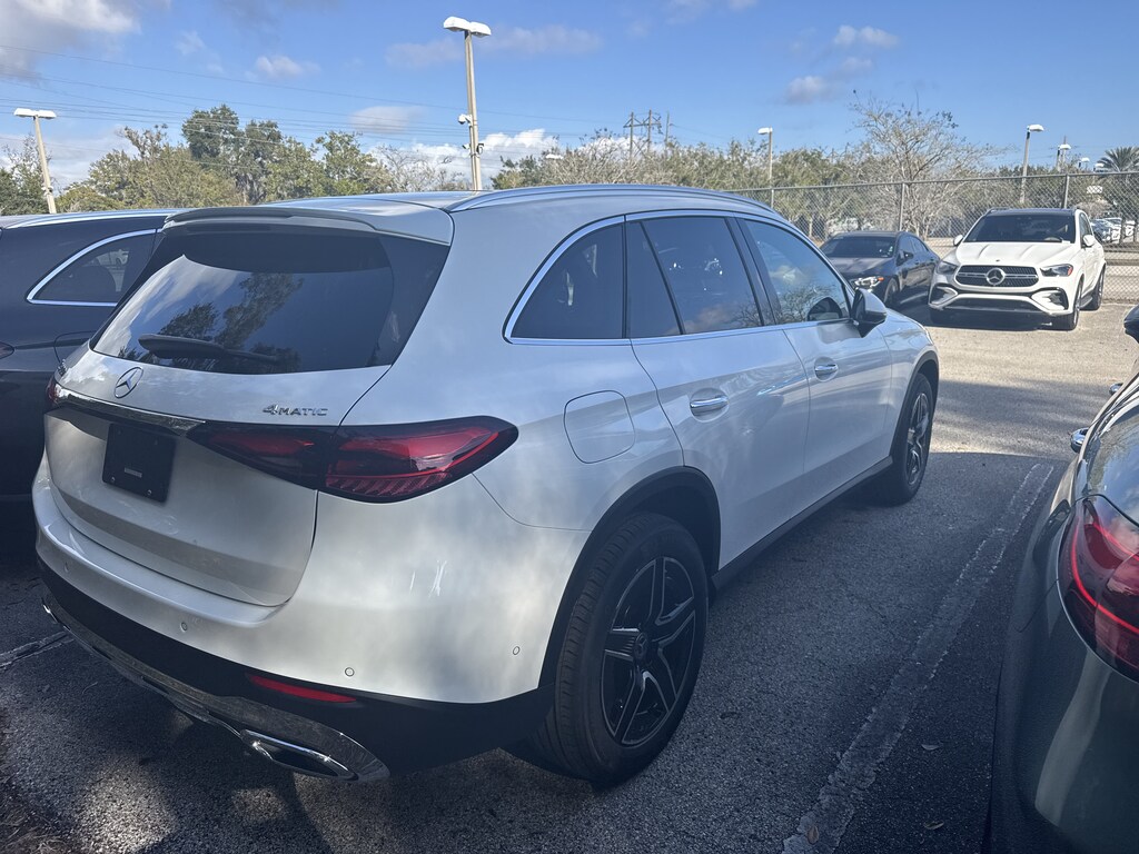 New 2026 Mercedes-Benz GLC 300 4MATIC SUV