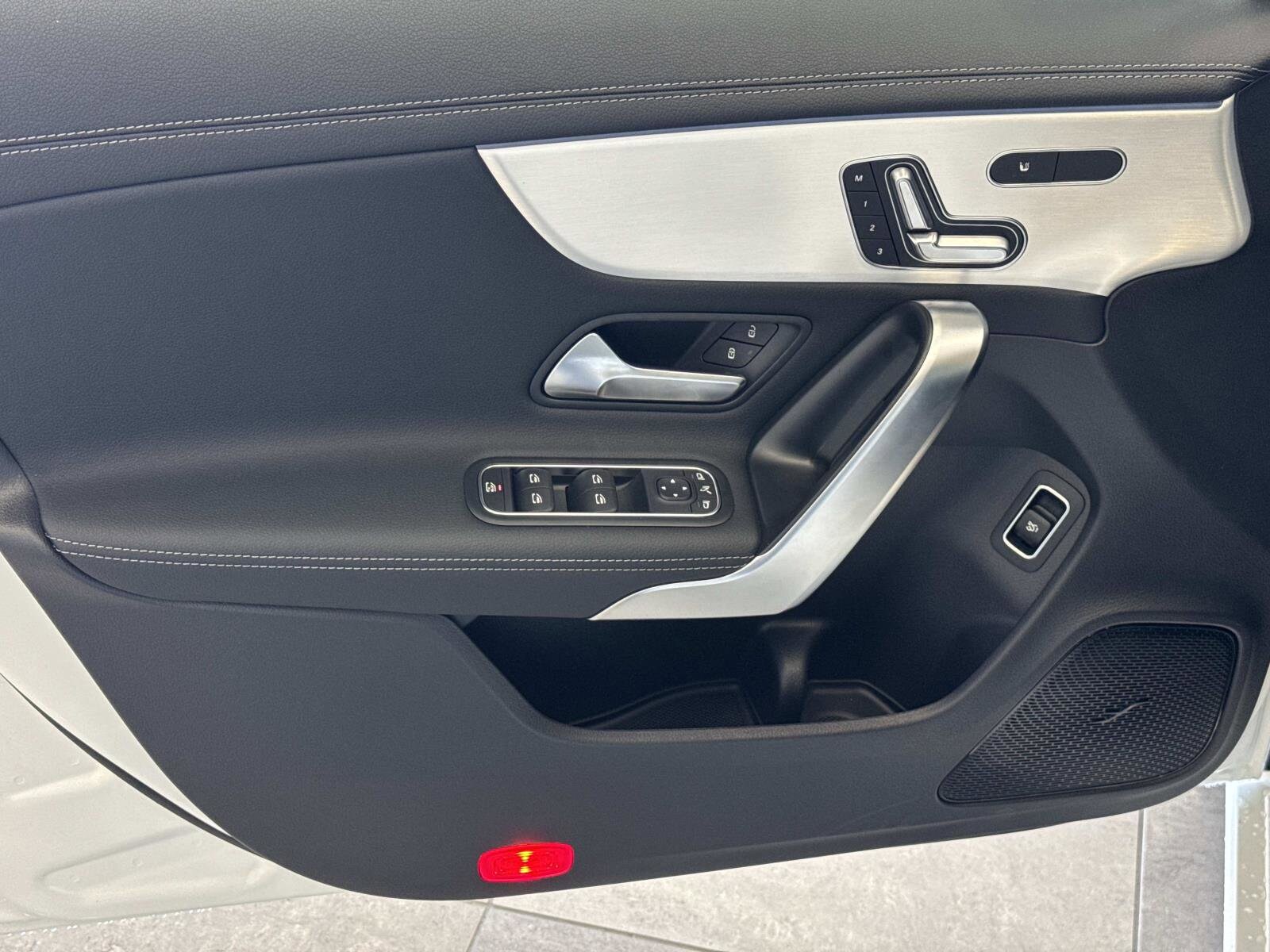 2025 Mercedes-Benz CLA CLA 250 - Photo 17