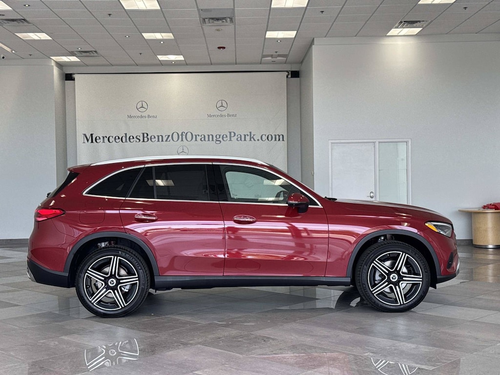 New 2027 Mercedes-Benz GLC 300 4MATIC SUV