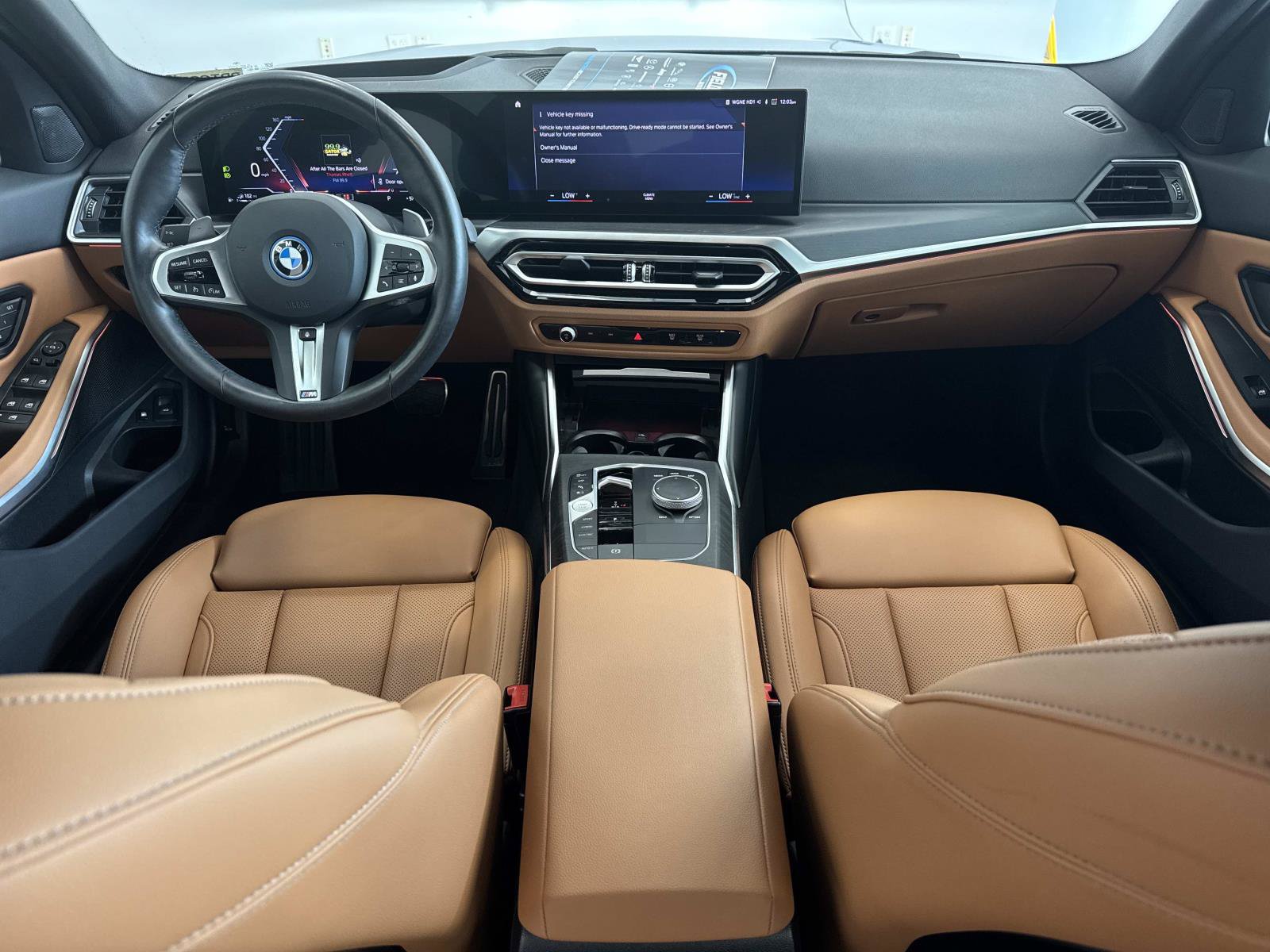 2024 BMW 3 Series 330e - Photo 8