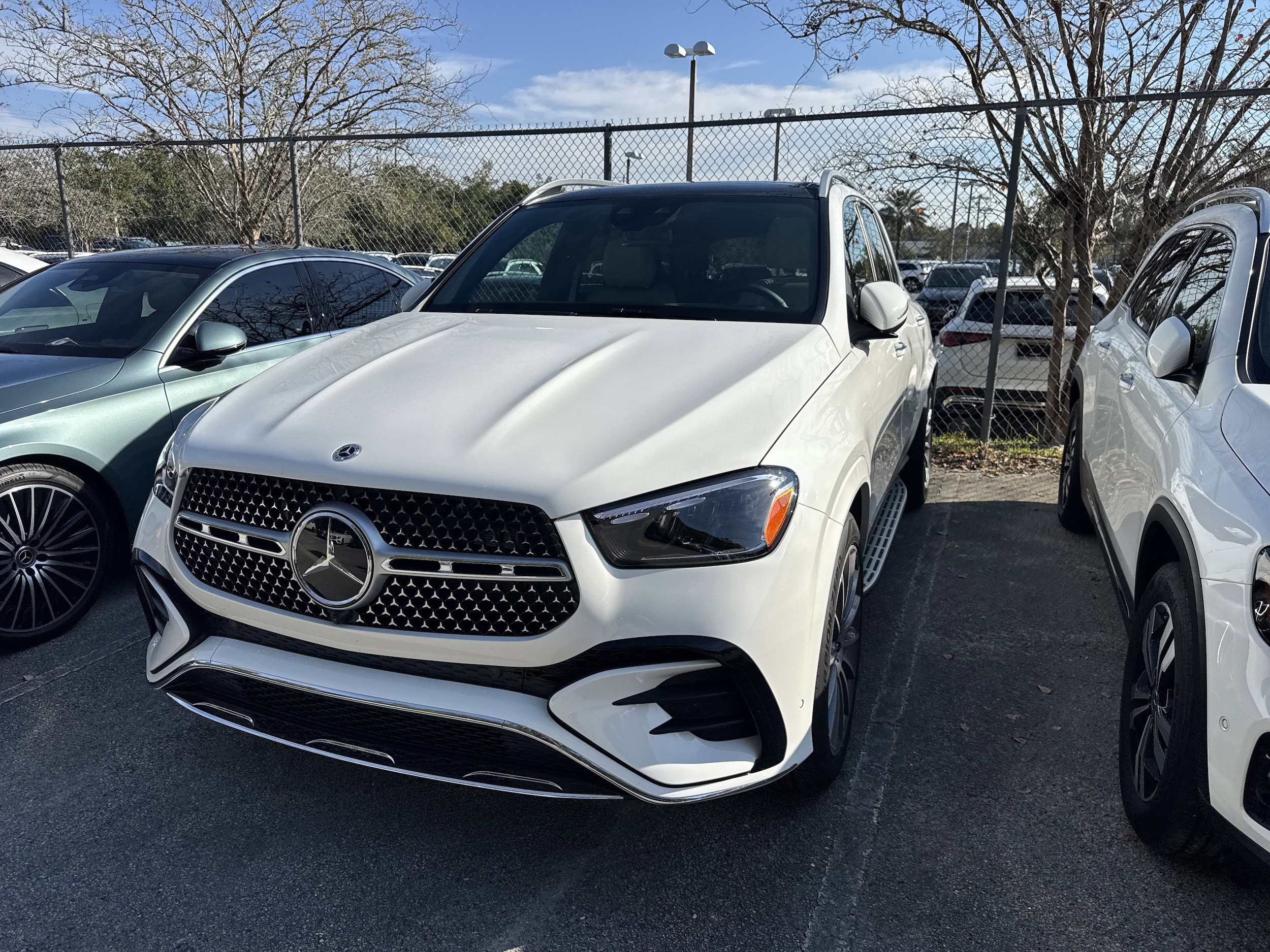 2026 Mercedes-Benz GLE GLE350's photo