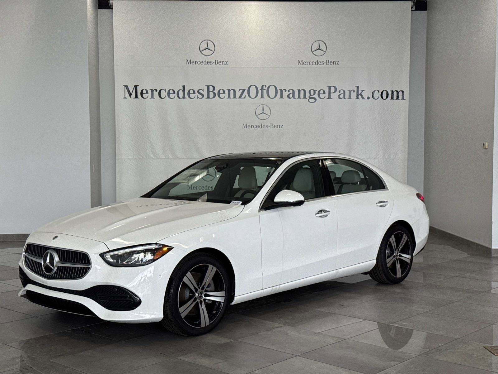 2025 Mercedes-Benz C-Class Sedan C 300's photo