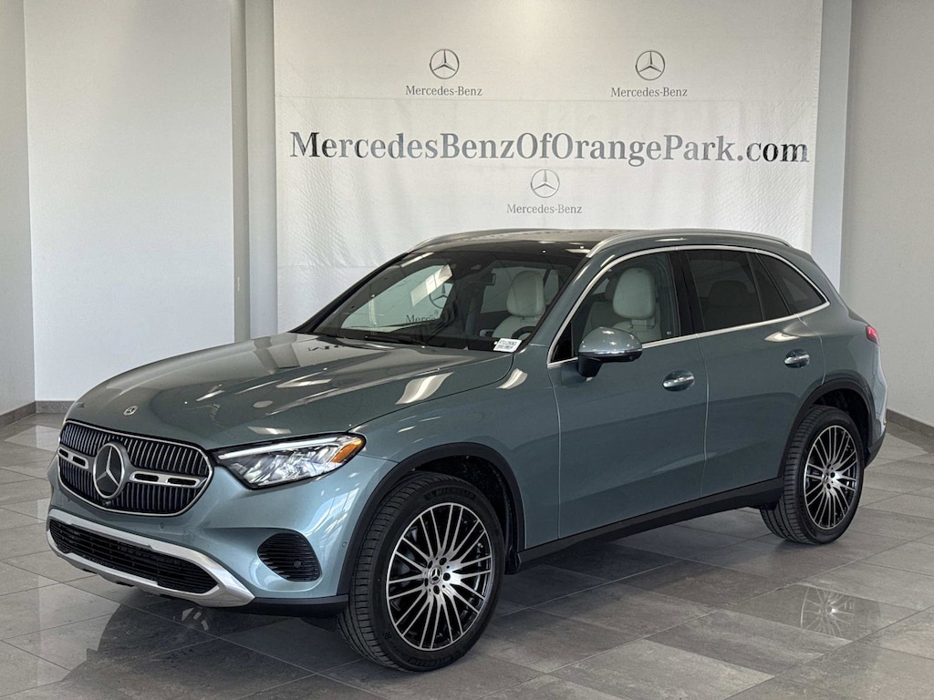 New 2026 Mercedes-Benz GLC 300 SUV
