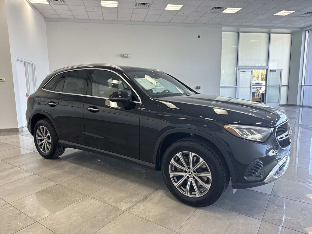 New 2026 Mercedes-Benz GLC 300 SUV