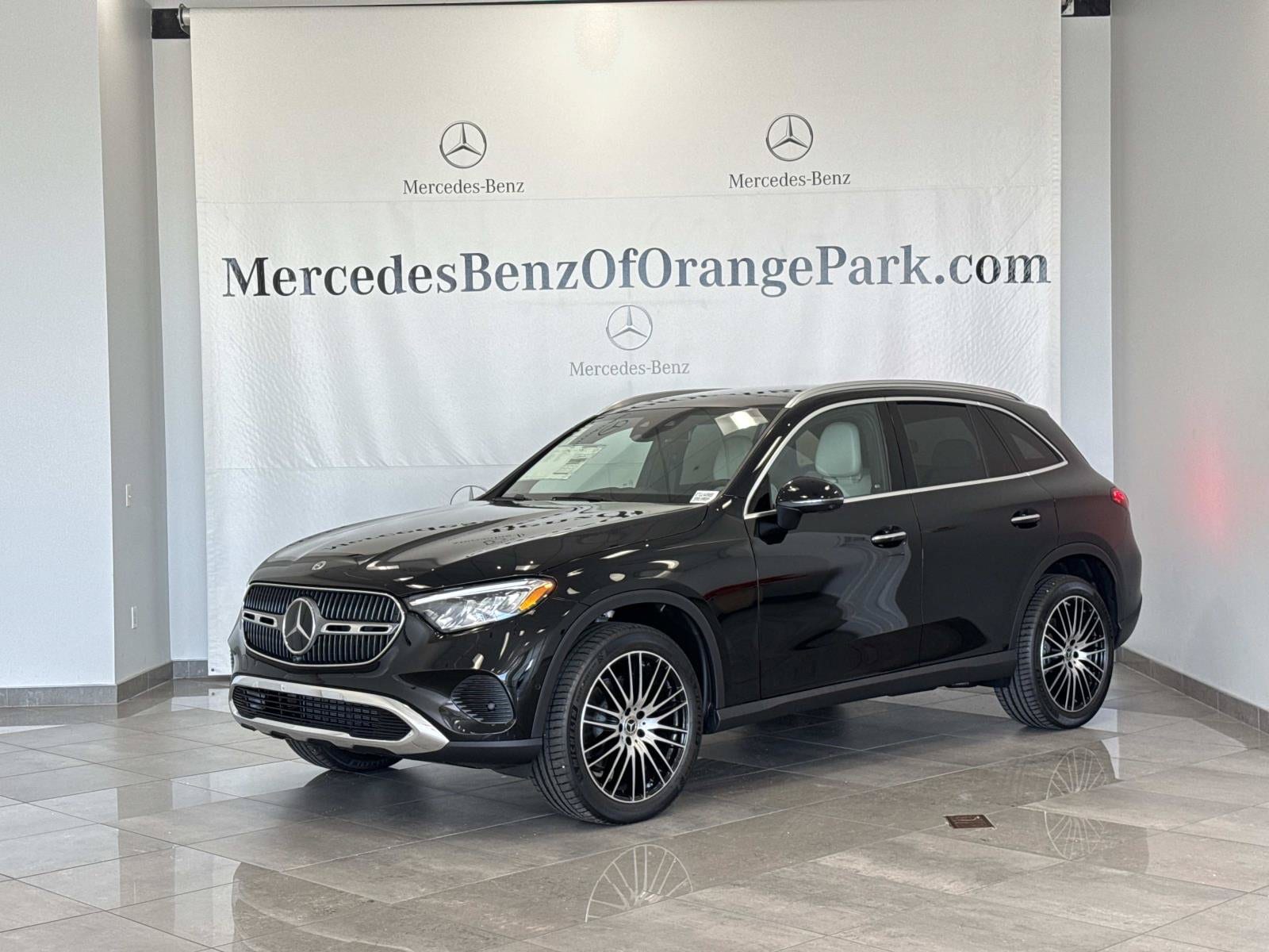 2026 Mercedes-Benz GLC