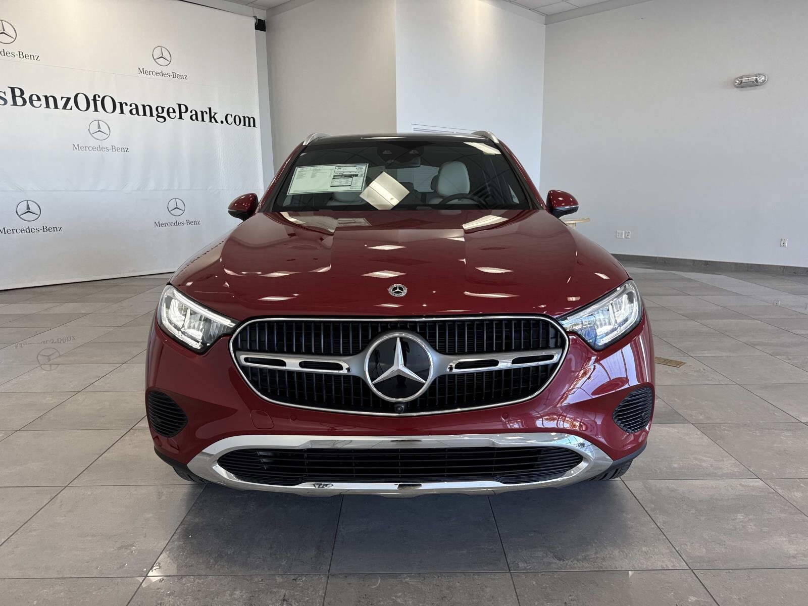 2026 Mercedes Benz GLC 300 4MATIC photo 2