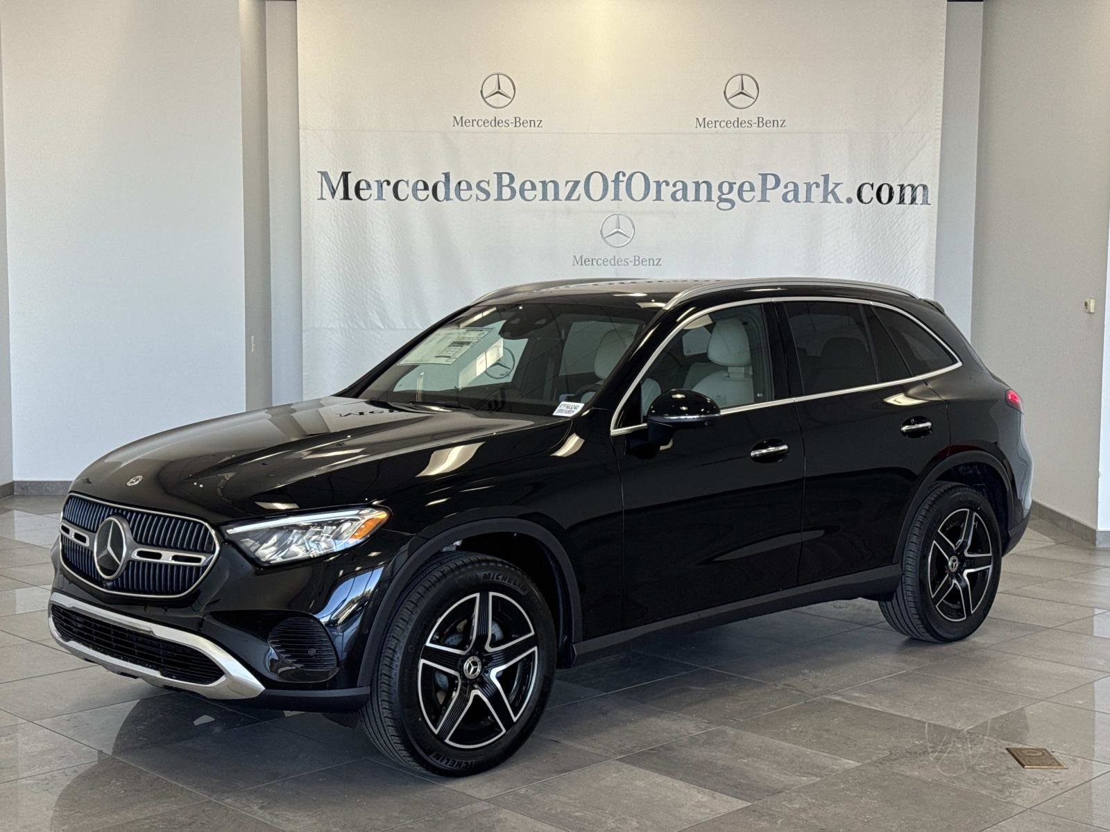 2026 Mercedes-Benz GLC Base