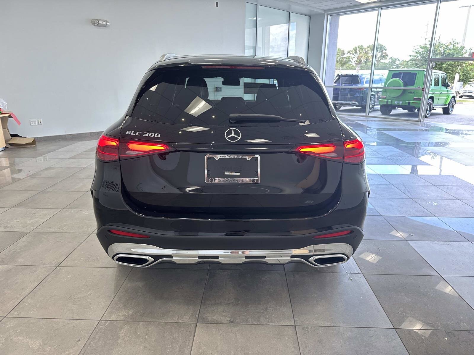 2026 Mercedes Benz GLC 300 photo 4