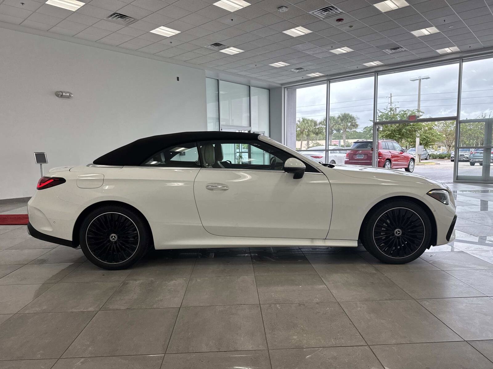 2026 Mercedes Benz CLE 300 4MATIC photo 4
