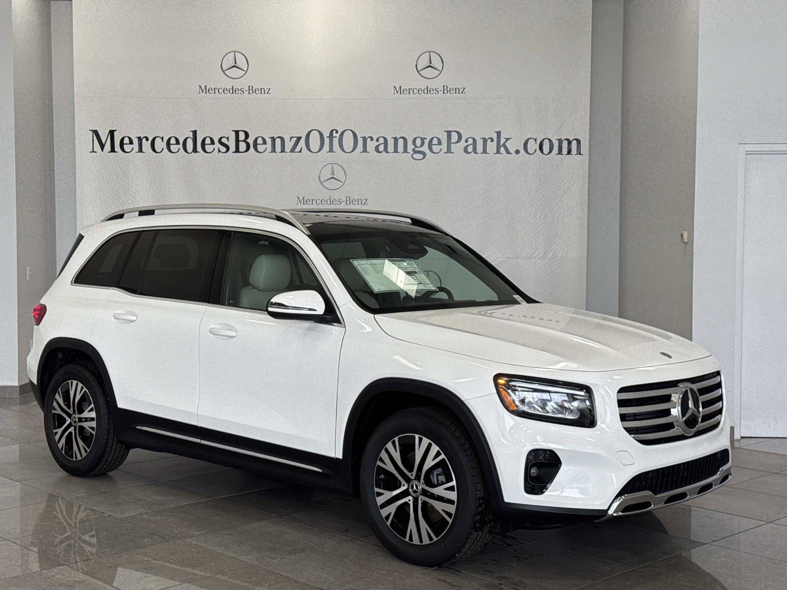 2026 Mercedes-Benz GLB GLB 250's photo