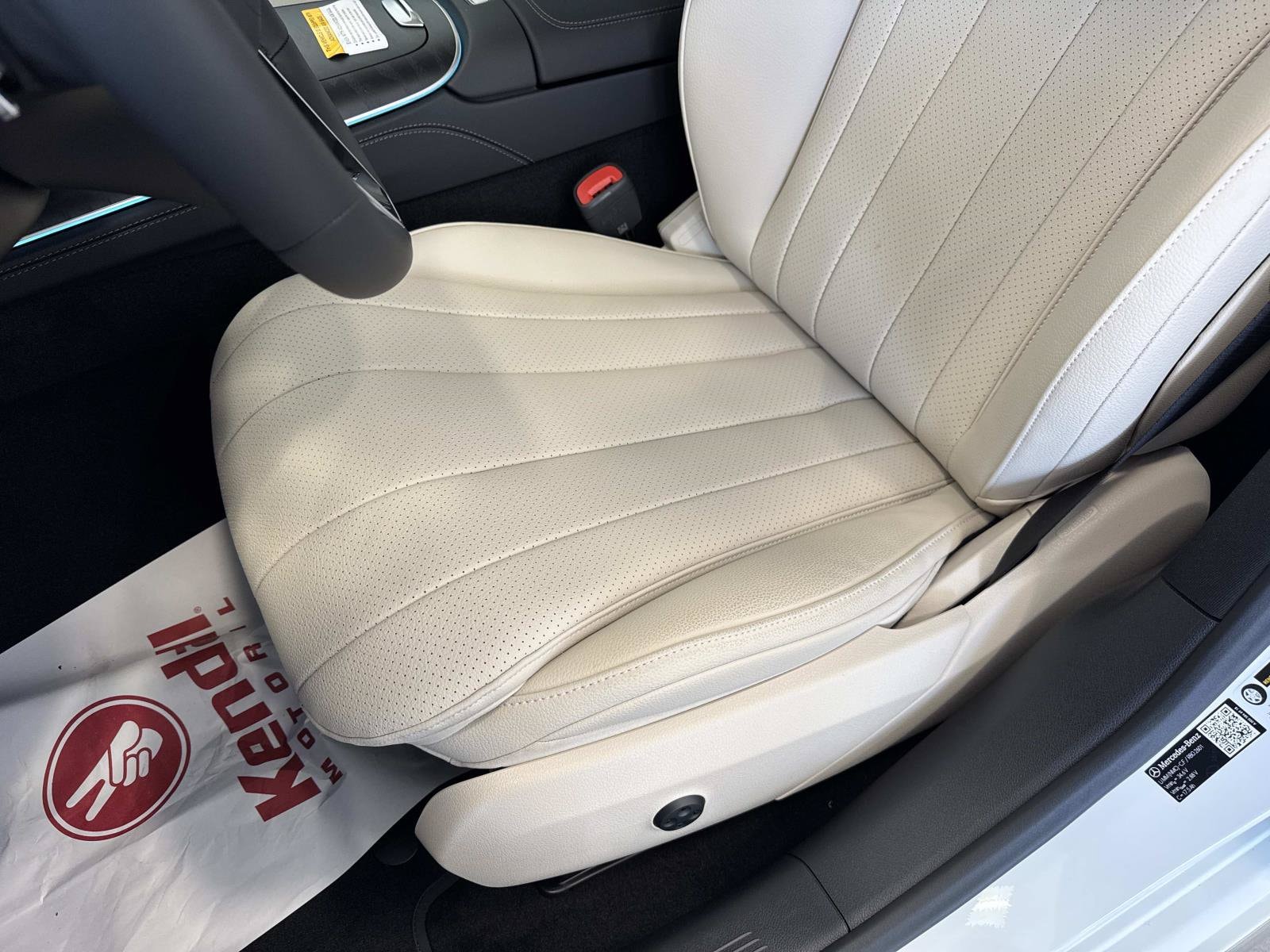 2026 Mercedes-Benz E-Class E350 - Photo 19