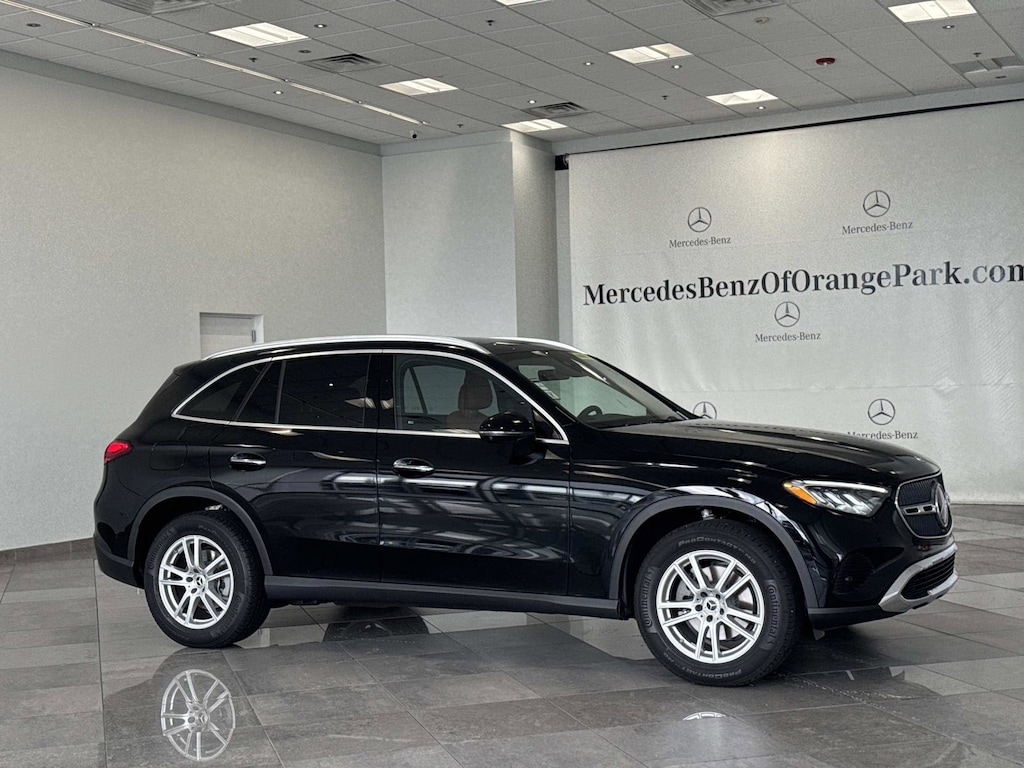 New 2026 Mercedes-Benz GLC 300 SUV