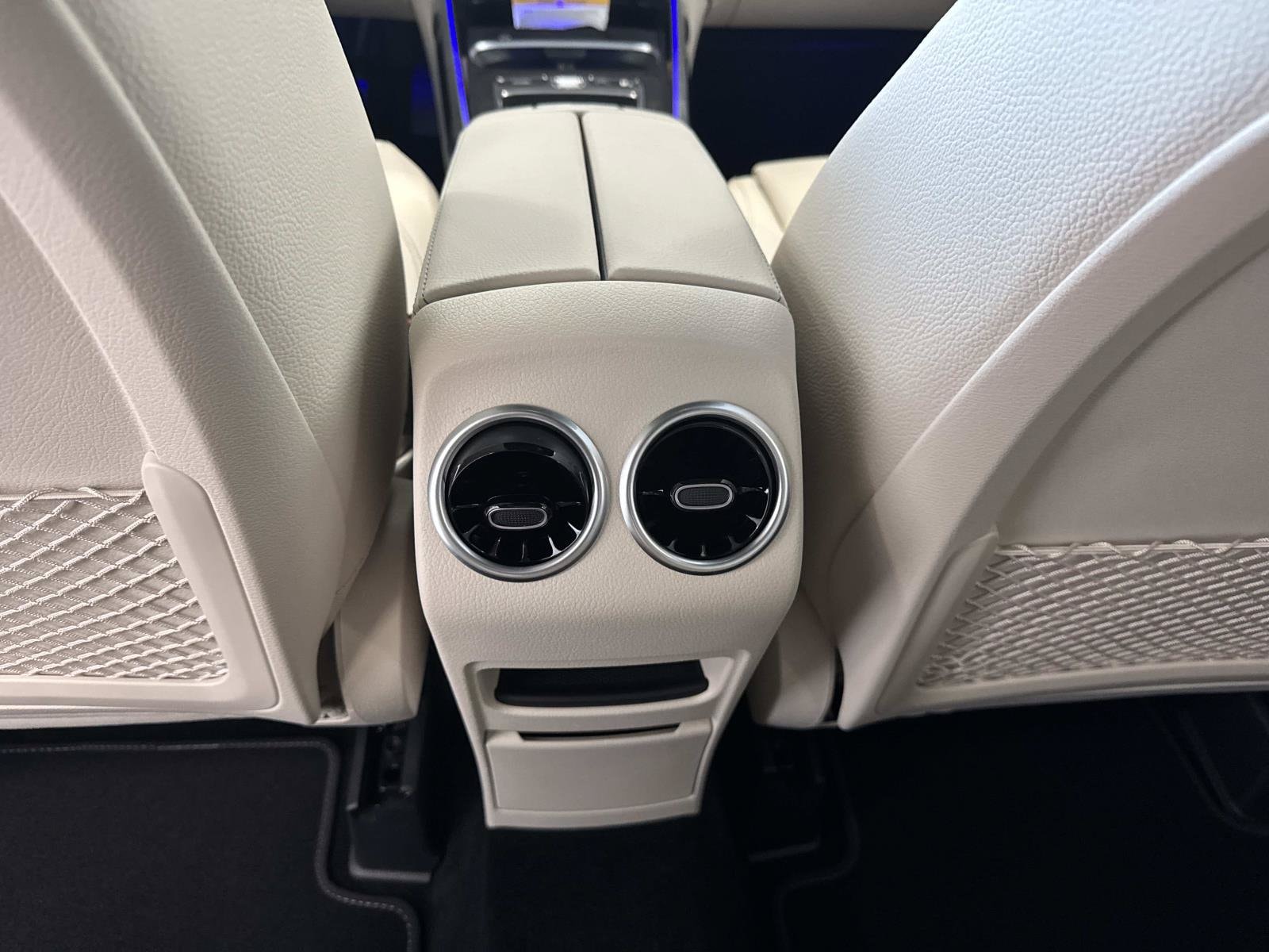 2026 Mercedes-Benz GLB GLB 250 - Photo 16
