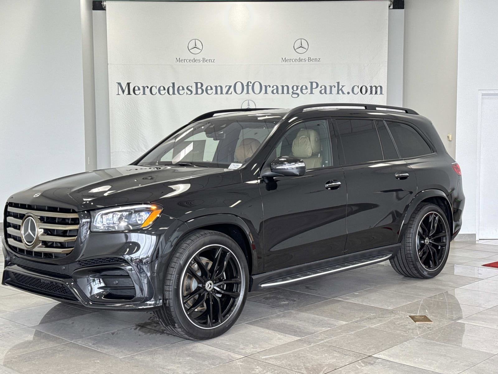 2026 Mercedes-Benz GLS Base's photo