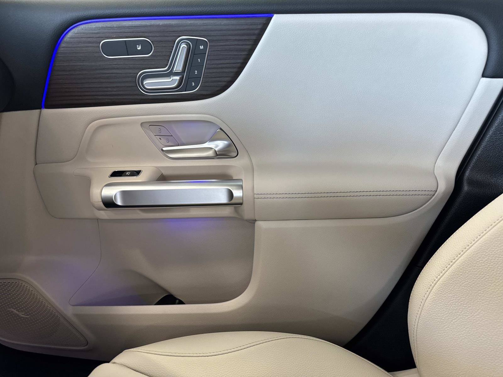 2026 Mercedes-Benz GLB GLB 250 - Photo 22