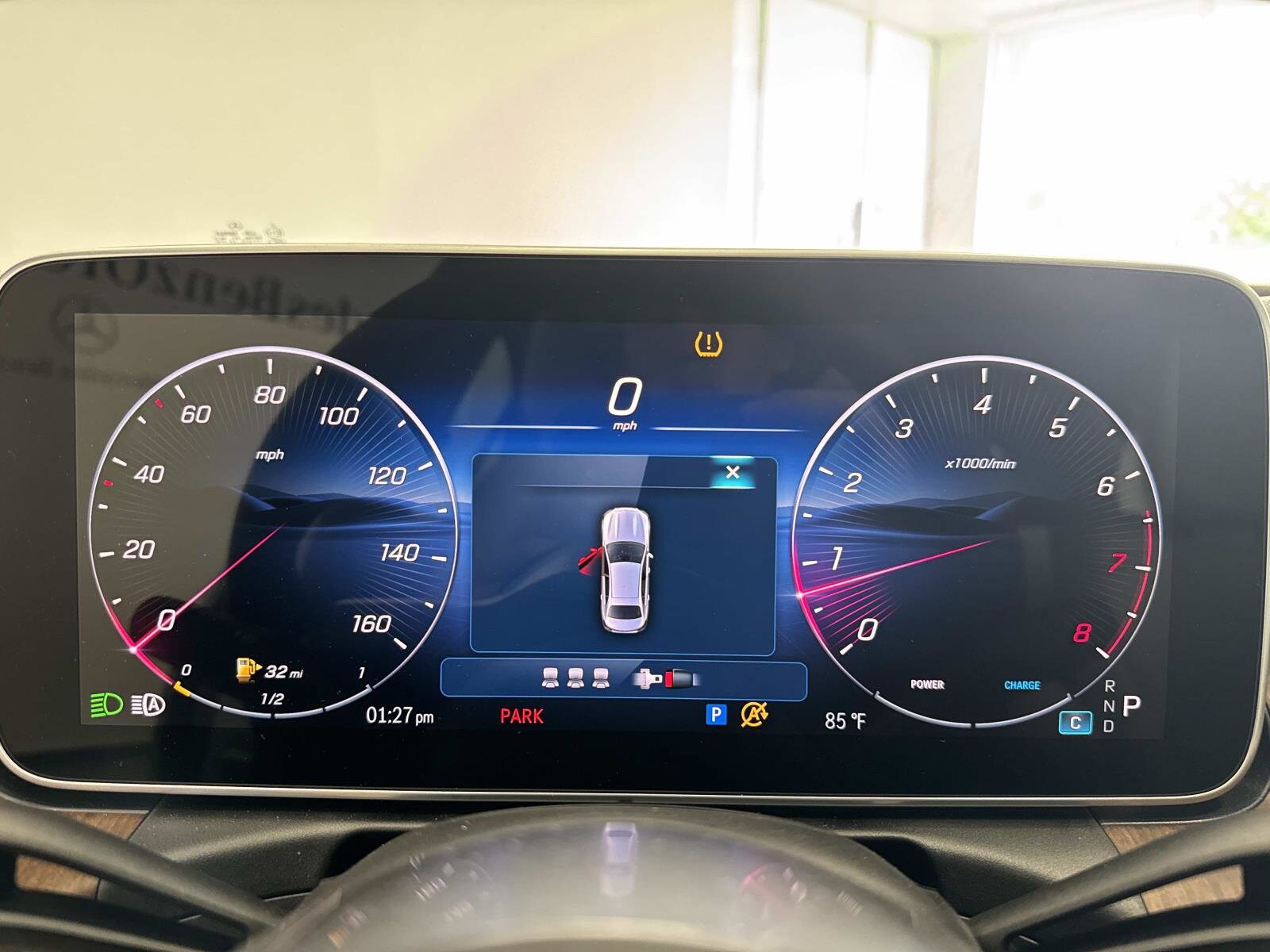 2025 Mercedes-Benz C-Class Sedan C 300 - Photo 28
