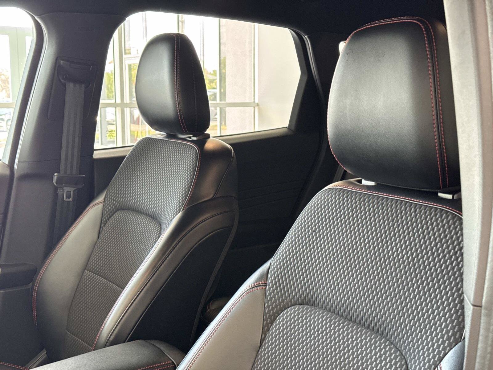 2023 Ford Escape ST-Line Select - Photo 13