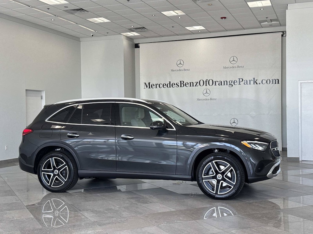 New 2026 Mercedes-Benz GLC 300 SUV