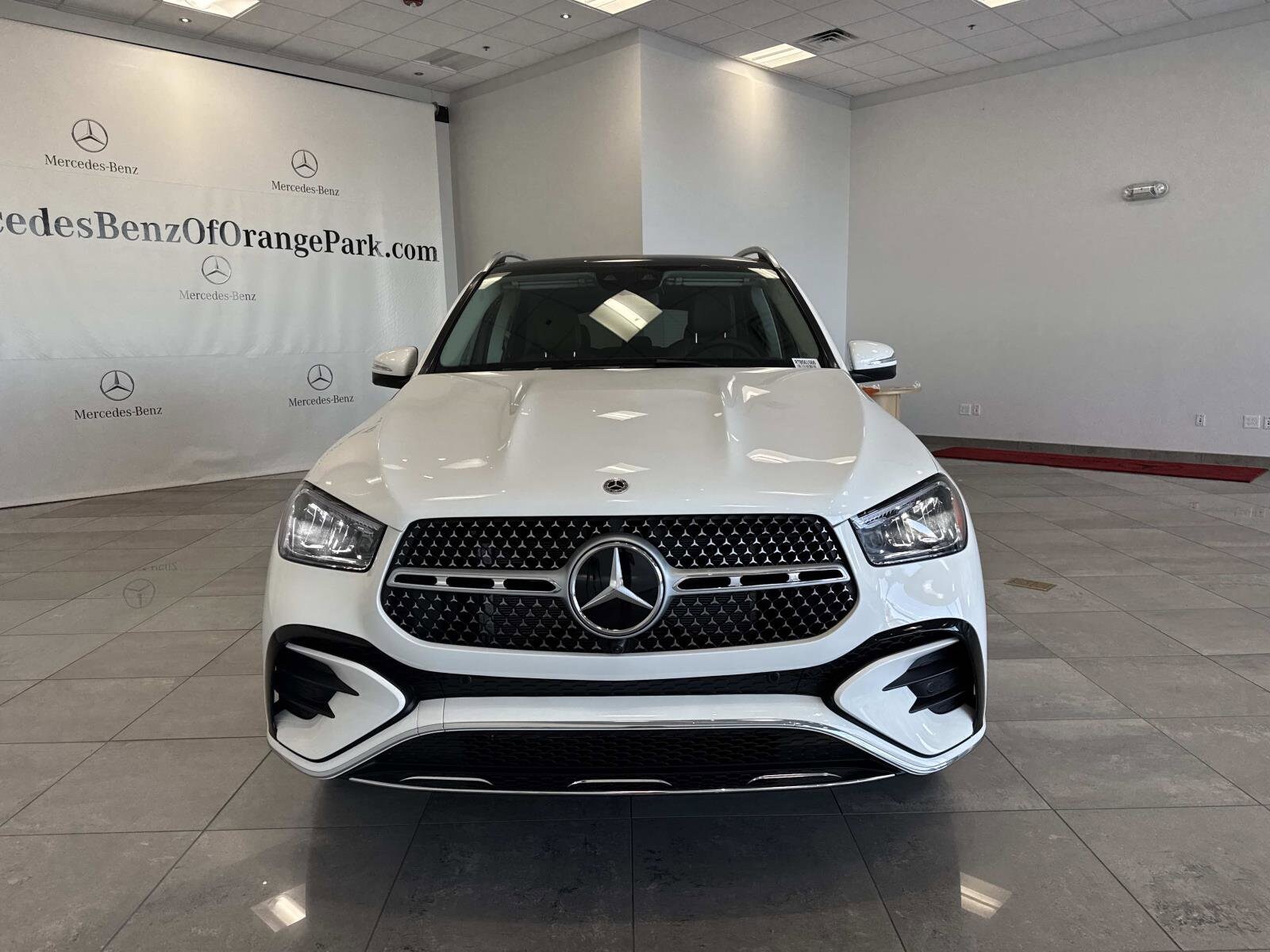 2026 Mercedes Benz GLE 350 4MATIC photo 2