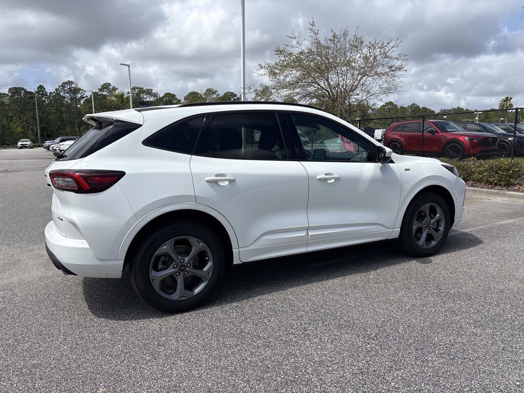 Used 2023 Ford Escape ST-Line Select SUV