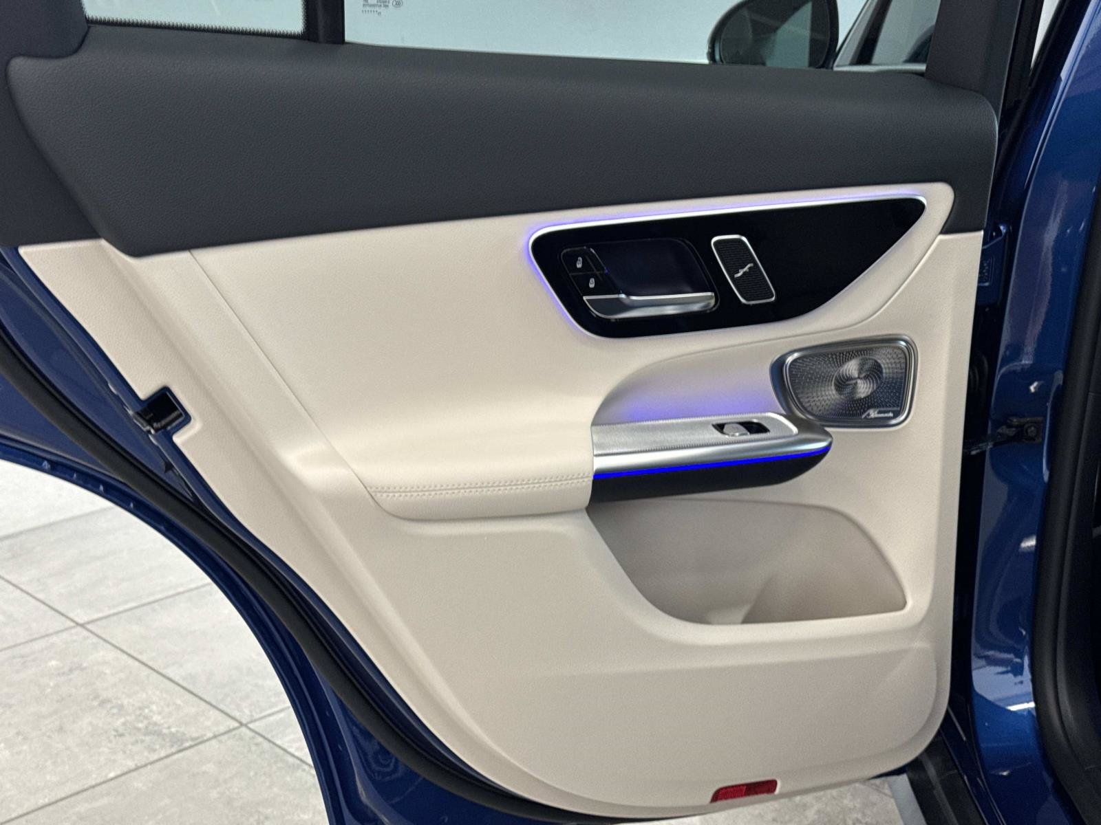 New 2027 Mercedes-Benz GLC 300 4MATIC SUV