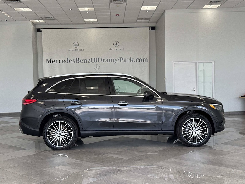 New 2026 Mercedes-Benz GLC 300 4MATIC SUV