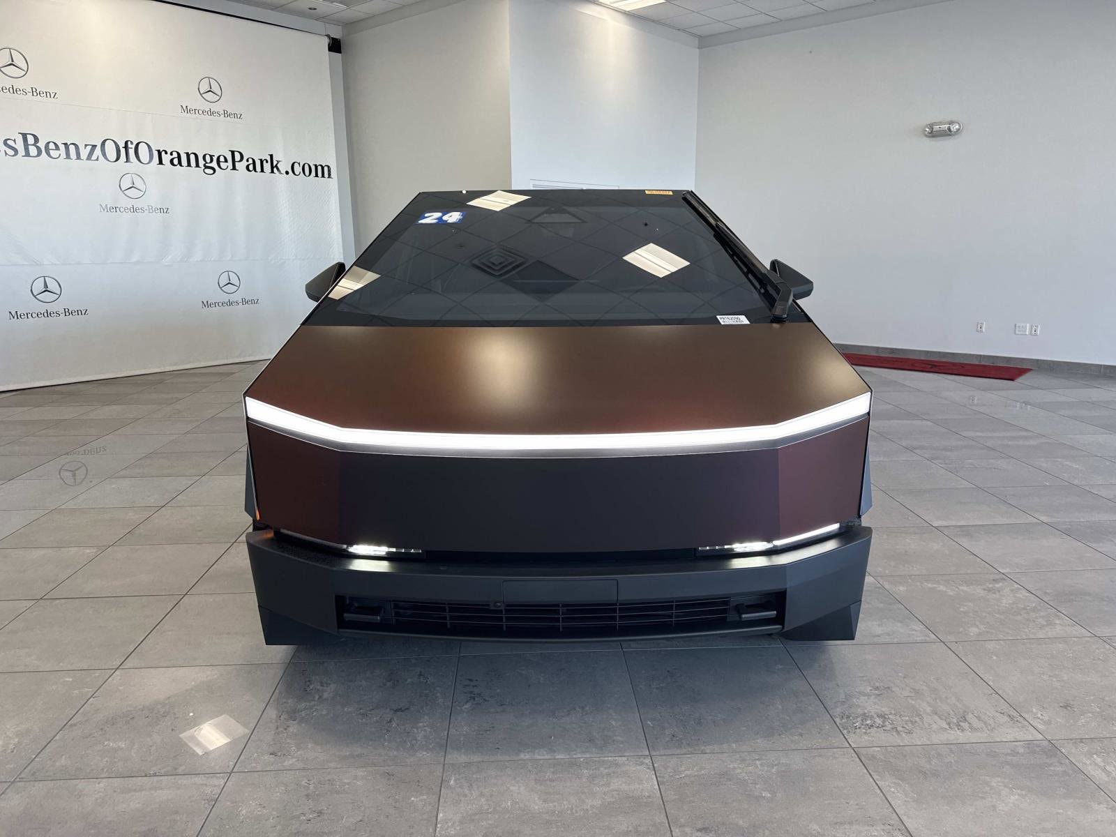 Used 2024 Tesla Cybertruck Base with VIN 7G2CEHED2RA004729 for sale in Jacksonville, FL