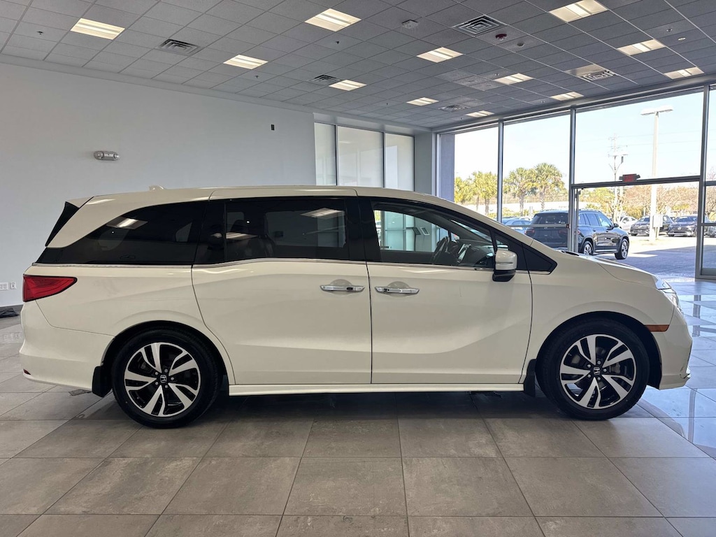 Used 2019 Honda Odyssey Elite Van