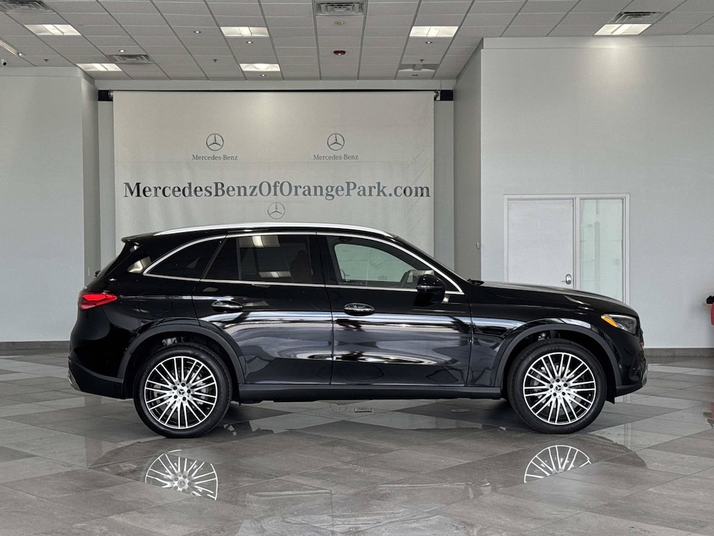 New 2026 Mercedes-Benz GLC 300 4MATIC SUV