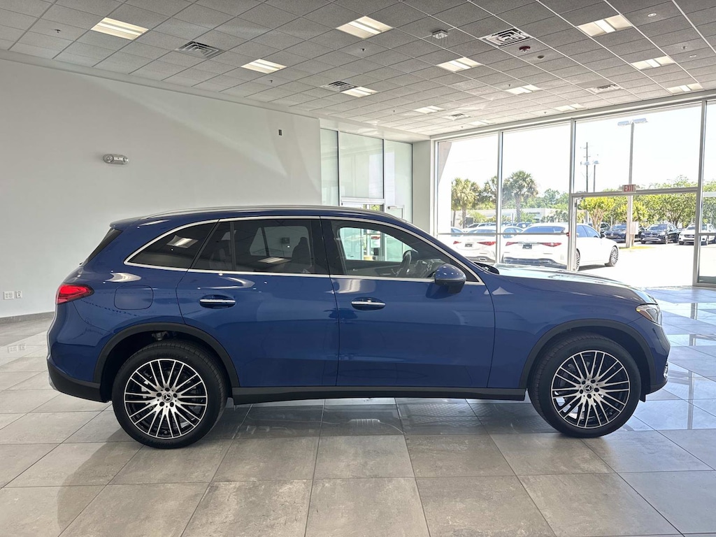 New 2026 Mercedes-Benz GLC 300 SUV