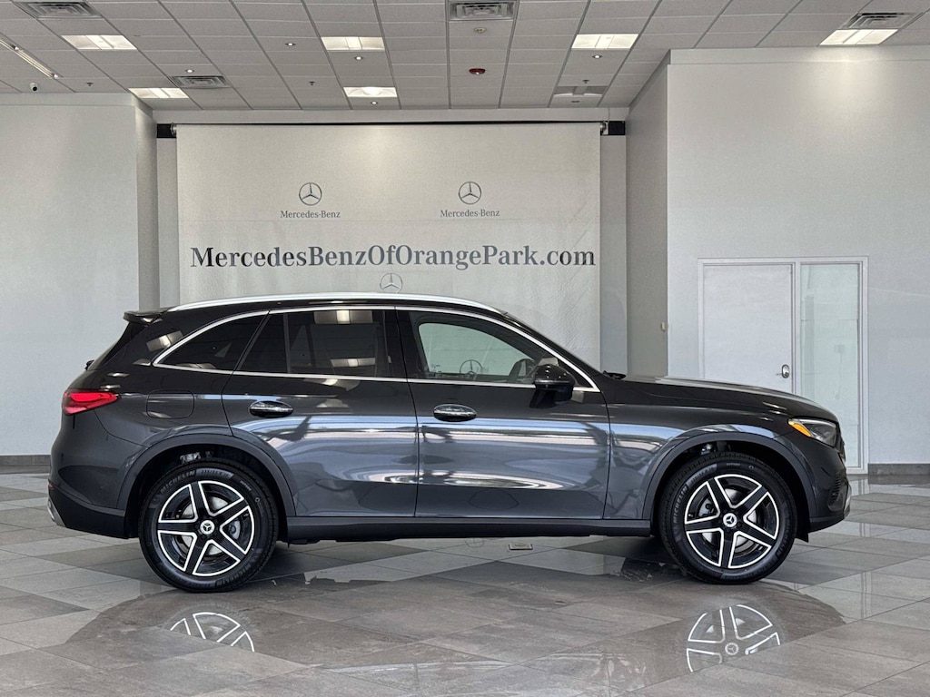 New 2026 Mercedes-Benz GLC 300 SUV