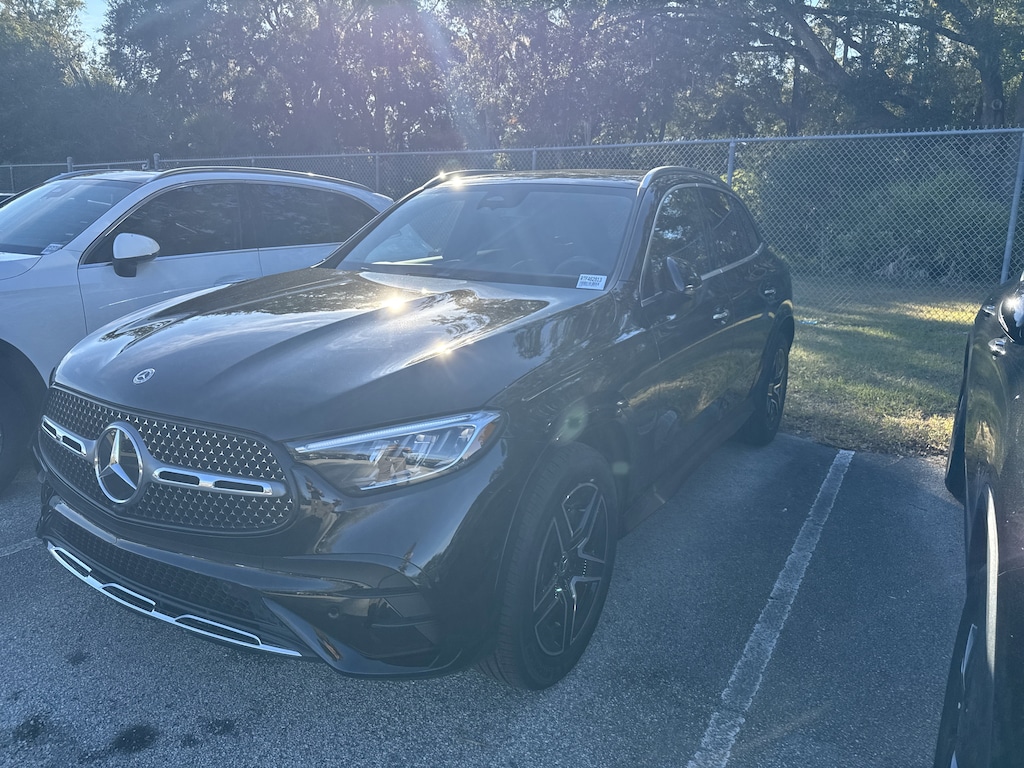 New 2026 Mercedes-Benz GLC 300 SUV