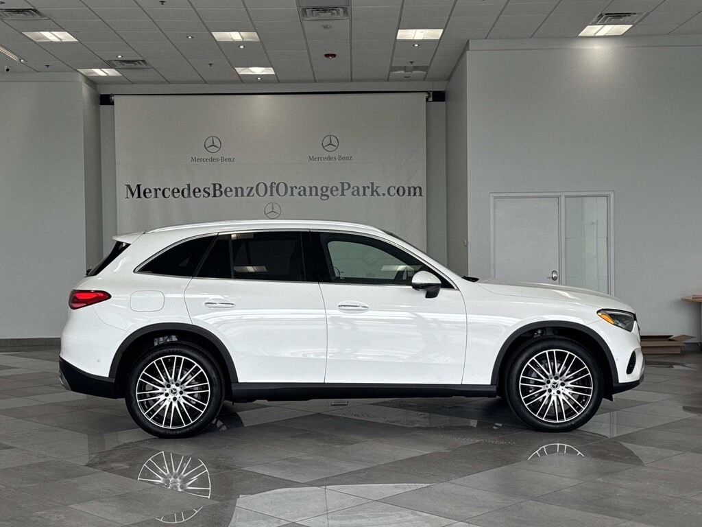 New 2026 Mercedes-Benz GLC 300 SUV