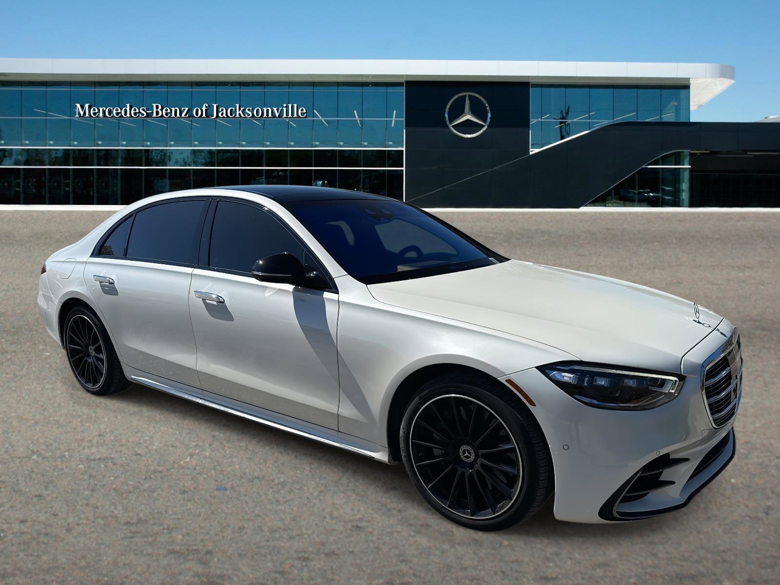 2023 Mercedes-Benz S-Class S 580 4MATIC's photo