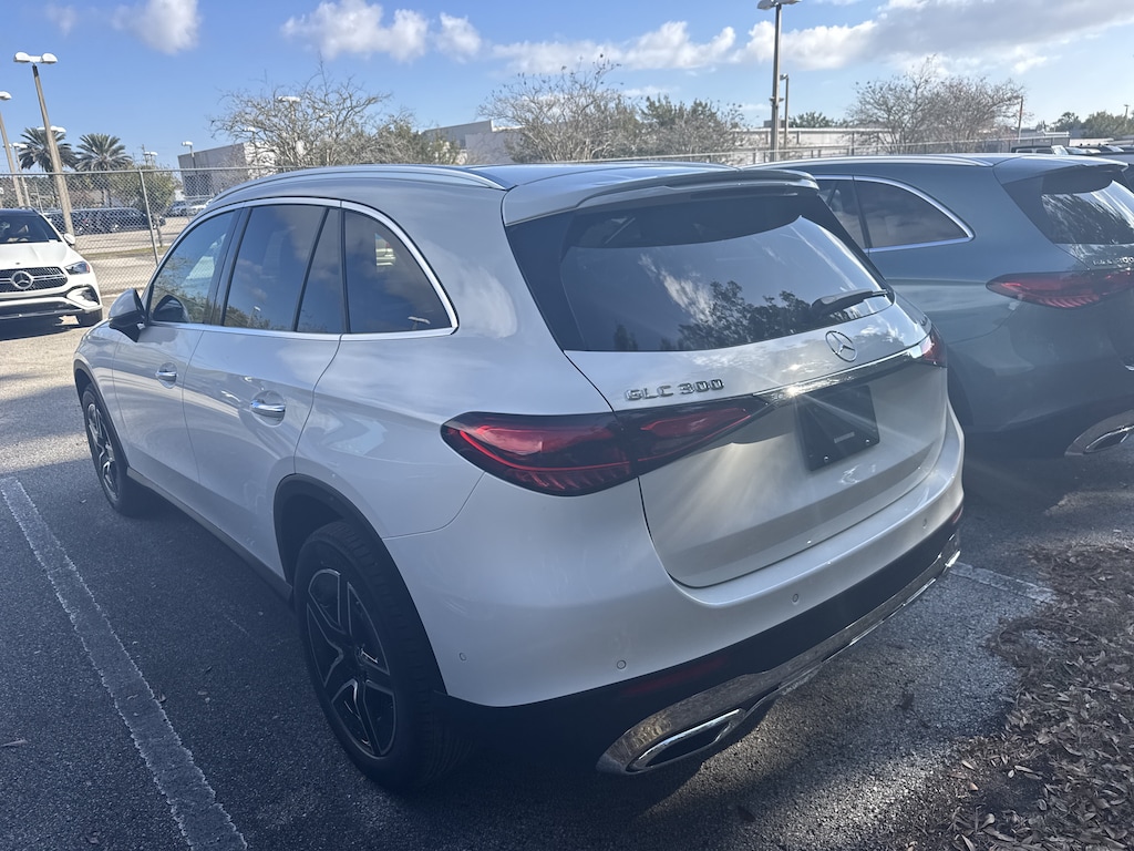 New 2026 Mercedes-Benz GLC 300 4MATIC SUV