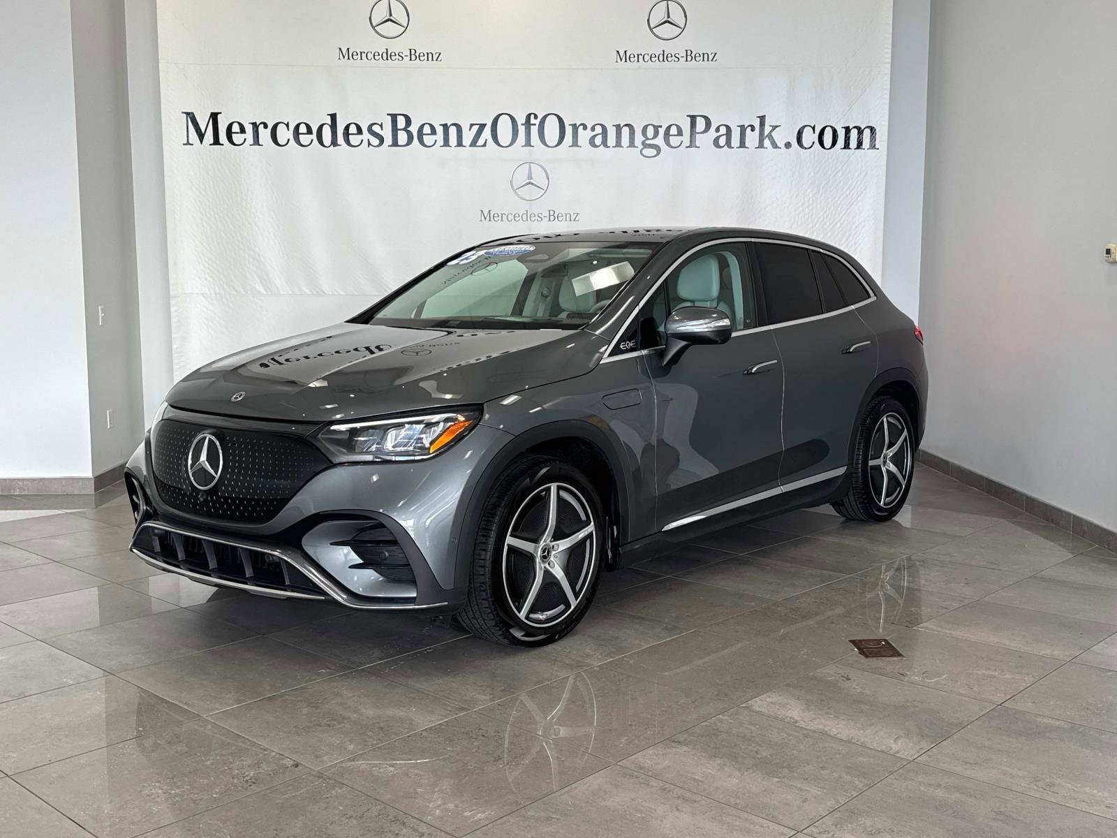 2023 Mercedes-Benz EQE SUV