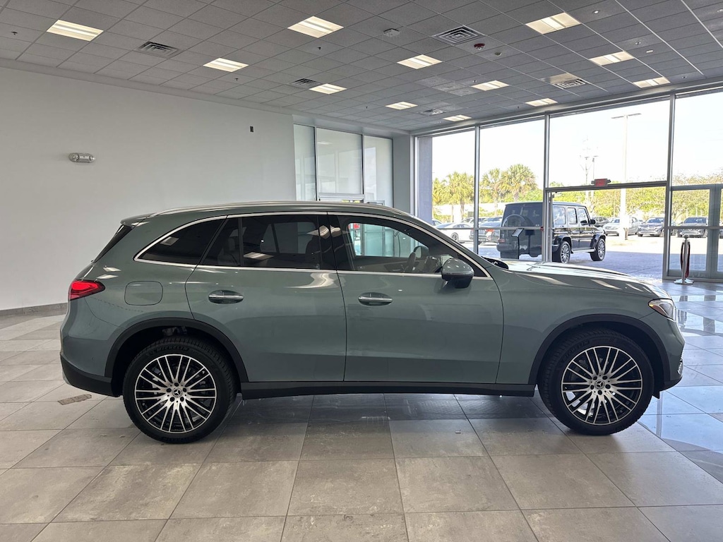 New 2026 Mercedes-Benz GLC 300 SUV
