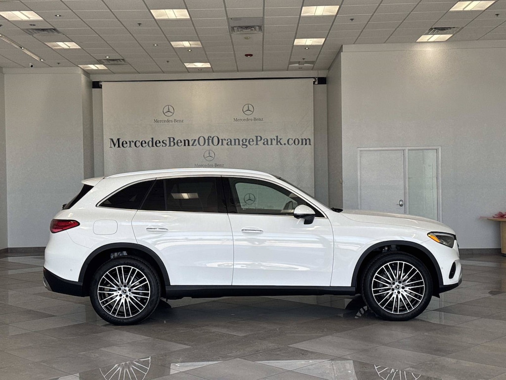 New 2026 Mercedes-Benz GLC 300 SUV