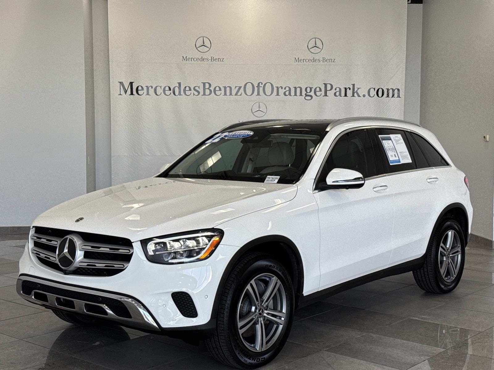 2022 Mercedes-Benz GLC GLC300's photo