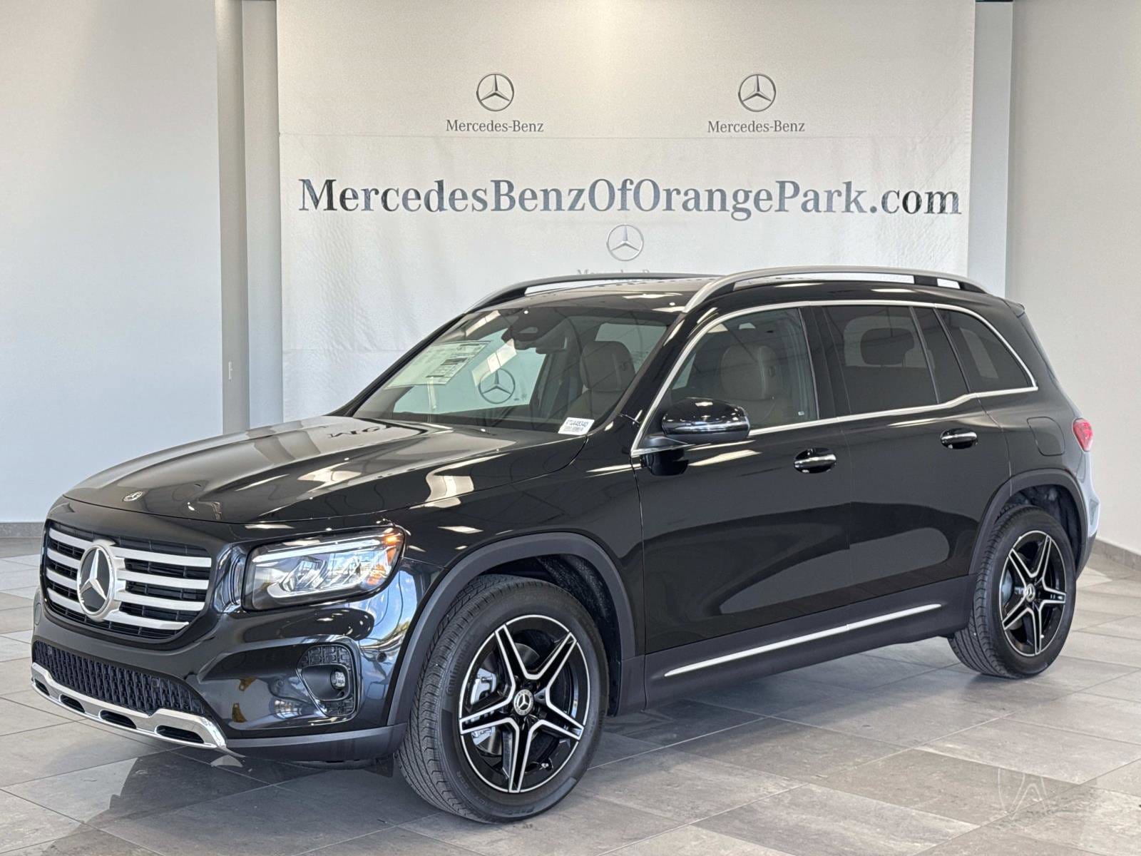 2026 Mercedes-Benz GLB GLB 250's photo