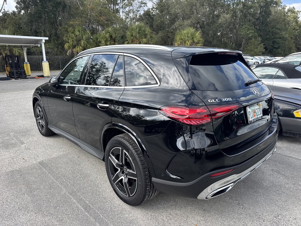New 2026 Mercedes-Benz GLC 300 SUV