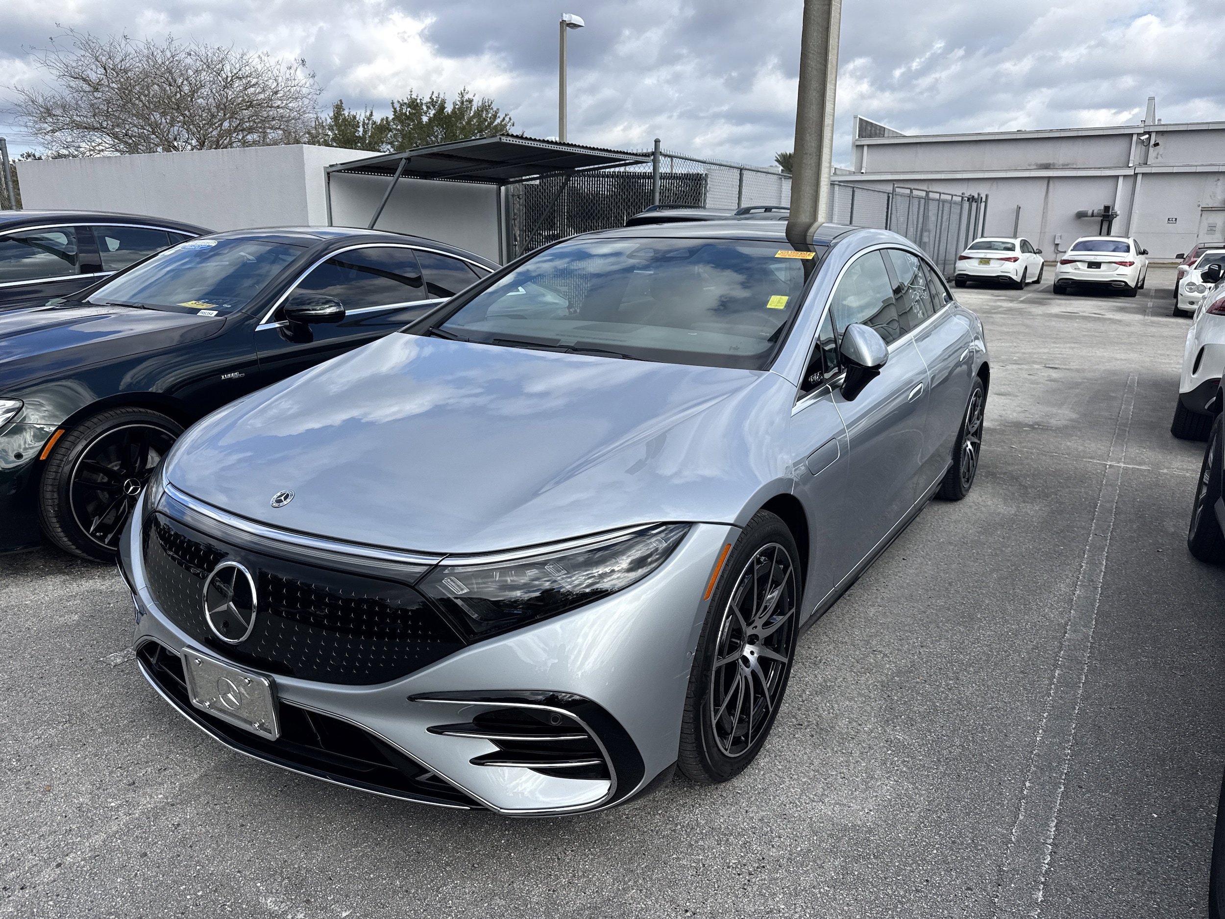 2022 Mercedes-Benz EQS Base's photo