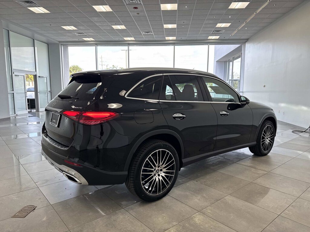 New 2026 Mercedes-Benz GLC 300 4MATIC SUV
