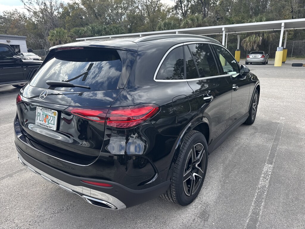 New 2026 Mercedes-Benz GLC 300 SUV