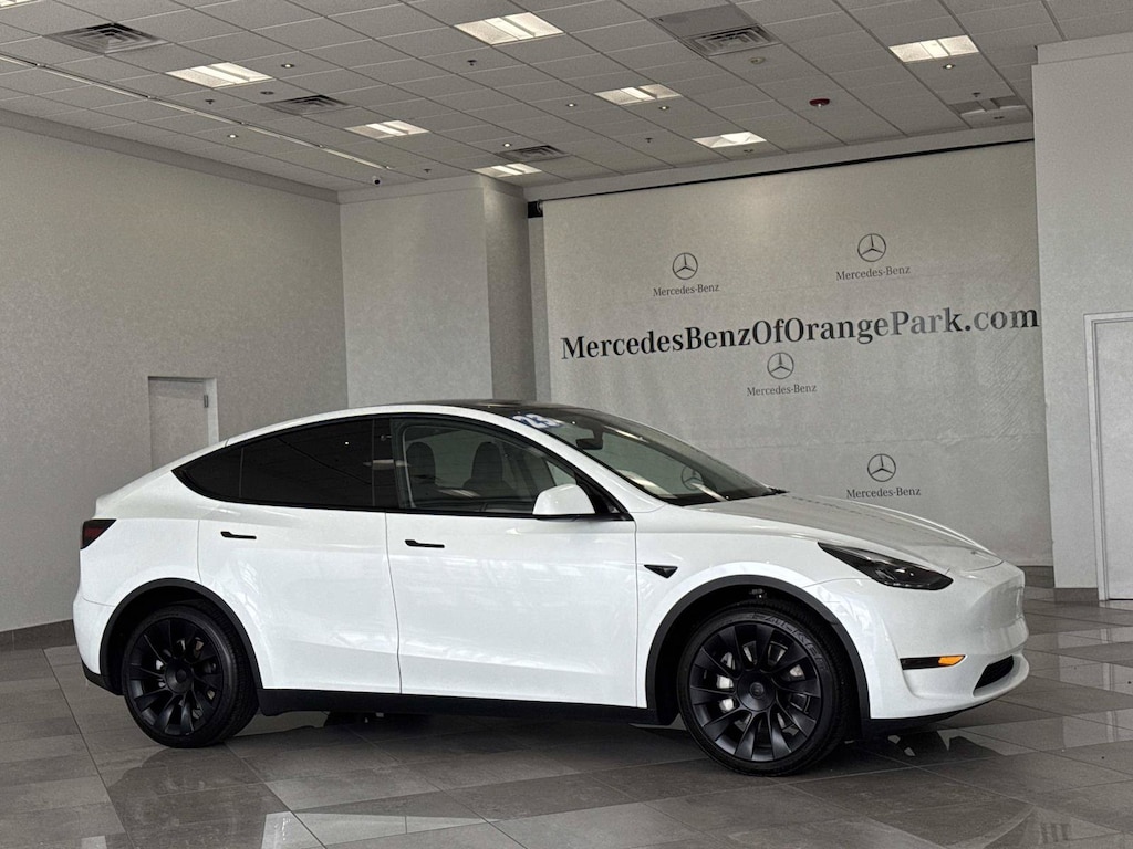 Used 2023 Tesla Model Y Long Range SUV