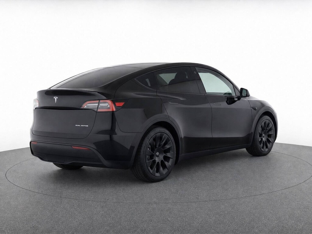 Used 2023 Tesla Model Y Long Range SUV