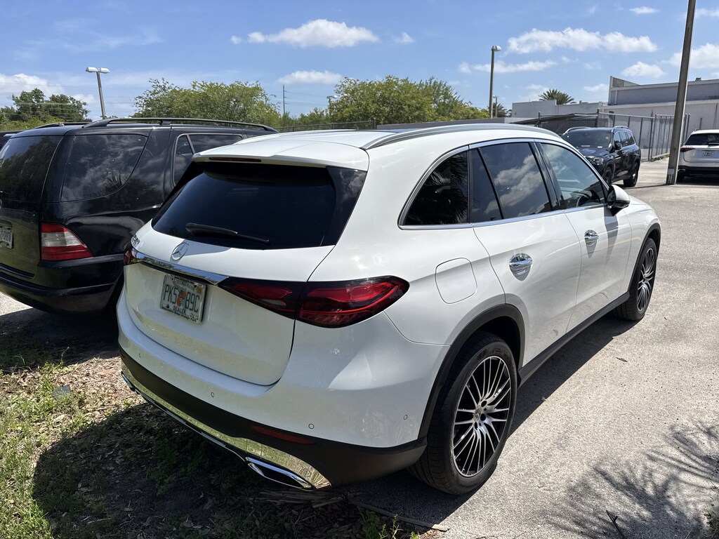 New 2026 Mercedes-Benz GLC 300 SUV