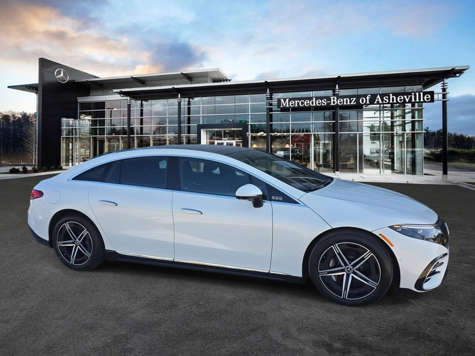 2023 Mercedes-Benz EQS Base's photo