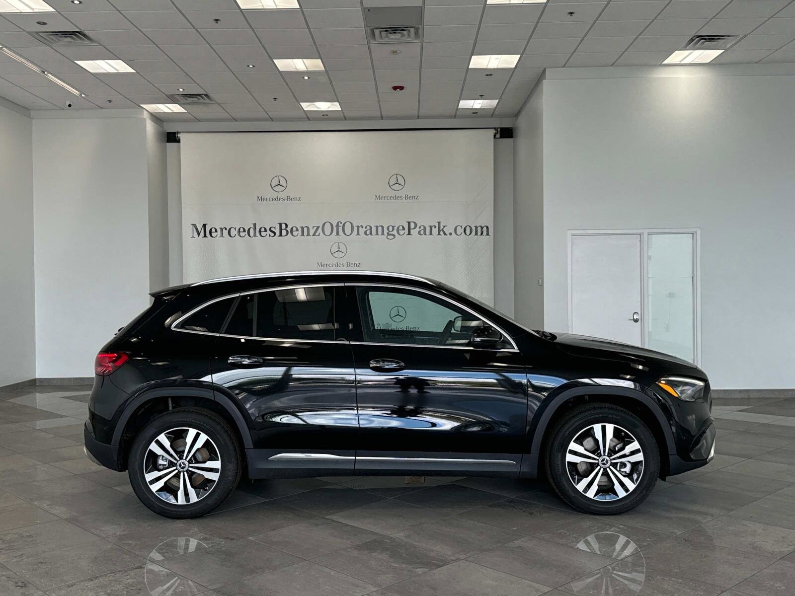 2025 Mercedes Benz GLA 250 photo 3